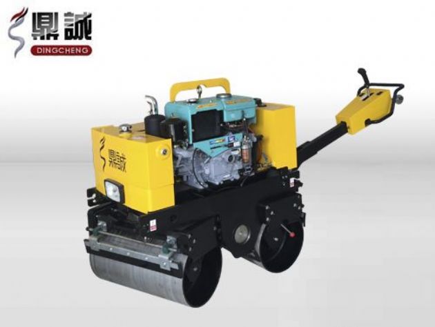 點(diǎn)擊查看詳細(xì)信息<br>標(biāo)題：DC-840-I全液壓手扶雙鋼輪壓路機(jī) 閱讀次數(shù)：14495