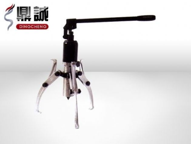 點擊查看詳細信息<br>標題：整體式液壓拉馬 閱讀次數(shù)：5125