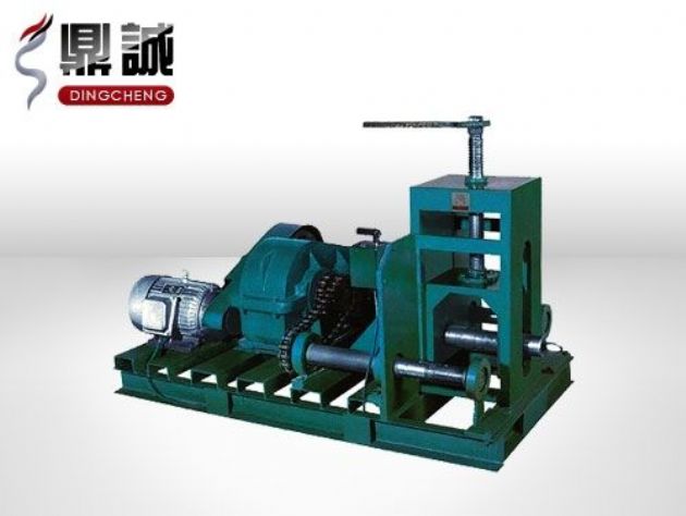 點擊查看詳細信息<br>標題：臥式多功能滾動彎管機 閱讀次數(shù)：5051